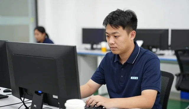 高唐县园林建设有限公司打造仓储物流下的技术咨询解决方案